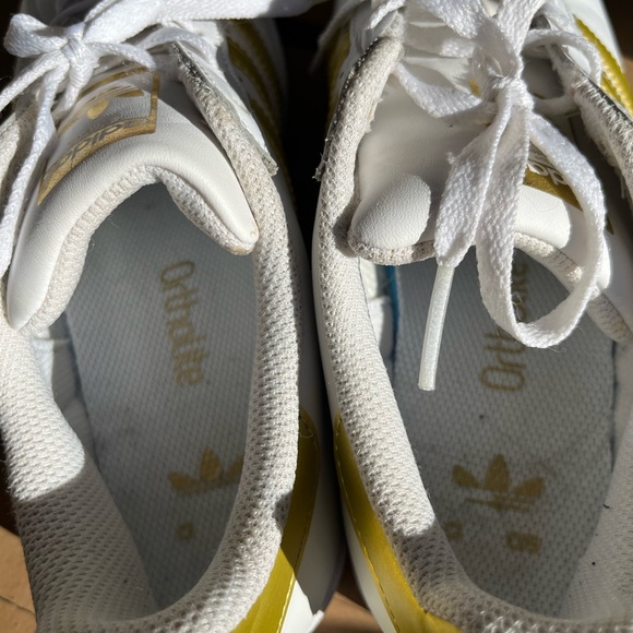 Adidas Superstar White/Gold Metallic Shoes Women's 7 mens 5.5 - Picture 7 of 8
